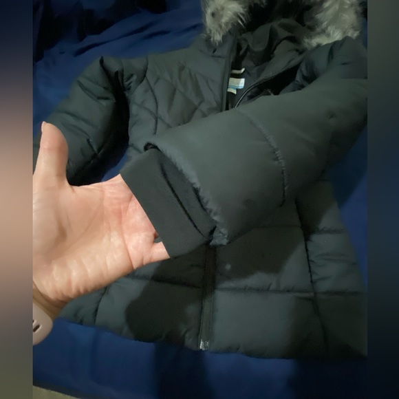 Like-new Columbia Puffy Coat - Picture 4 of 12